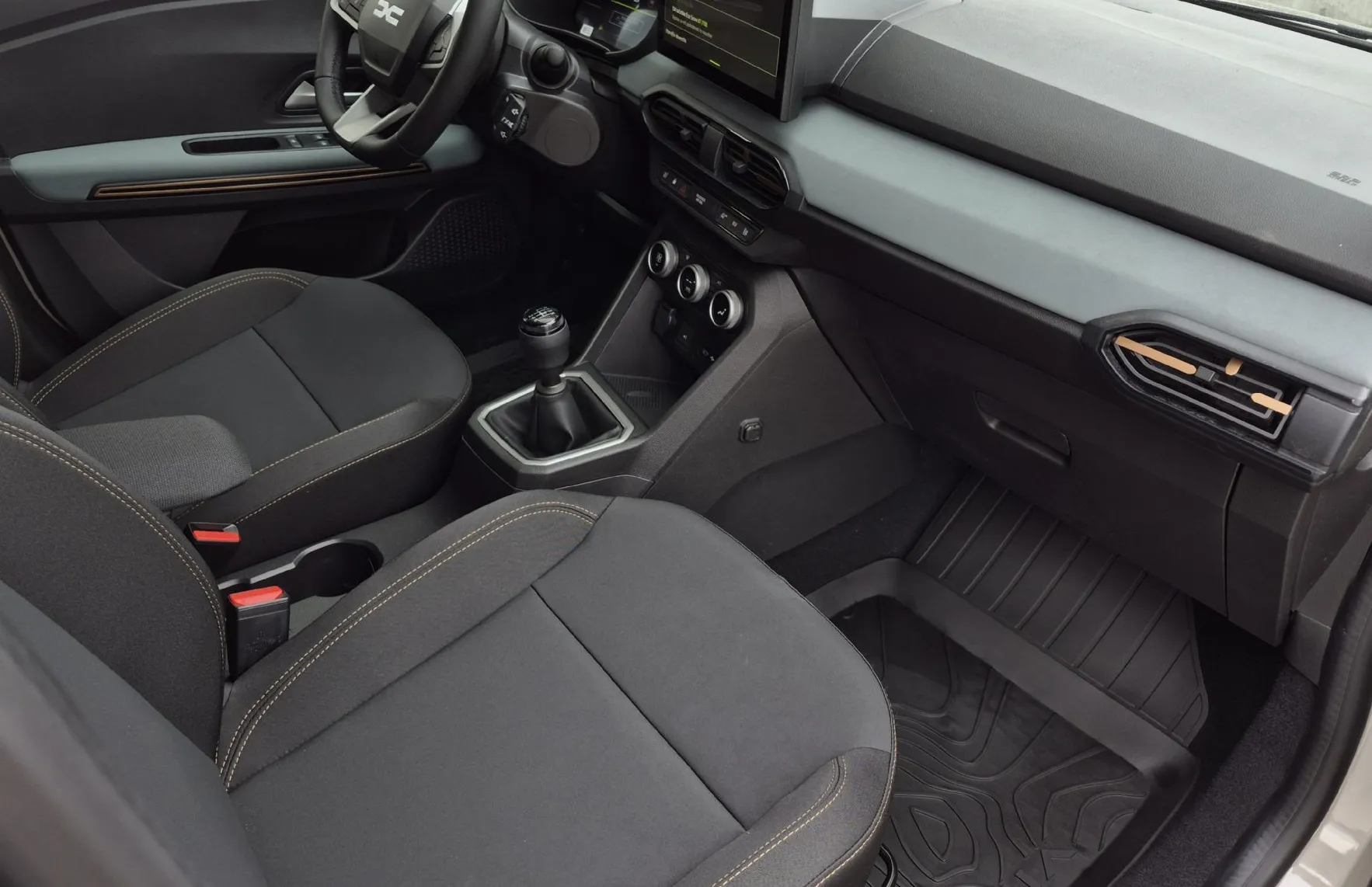 Zunanja slika - Dacia Jogger - Extreme TCe 110 - 10