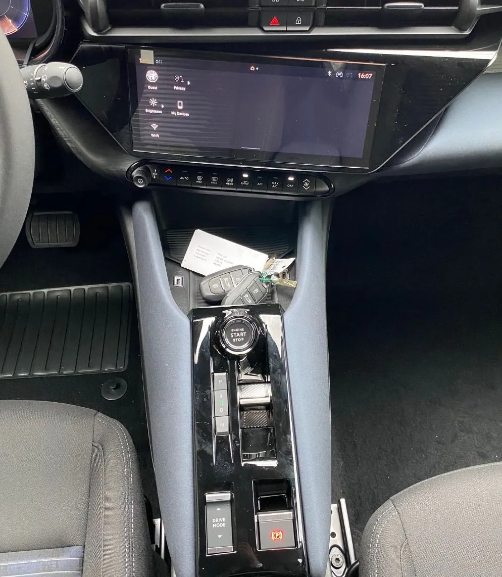 Zunanja slika - Alfa Romeo Junior - 1.2 E-DCT6 MHEV100 kW  136KM  CORE - 7