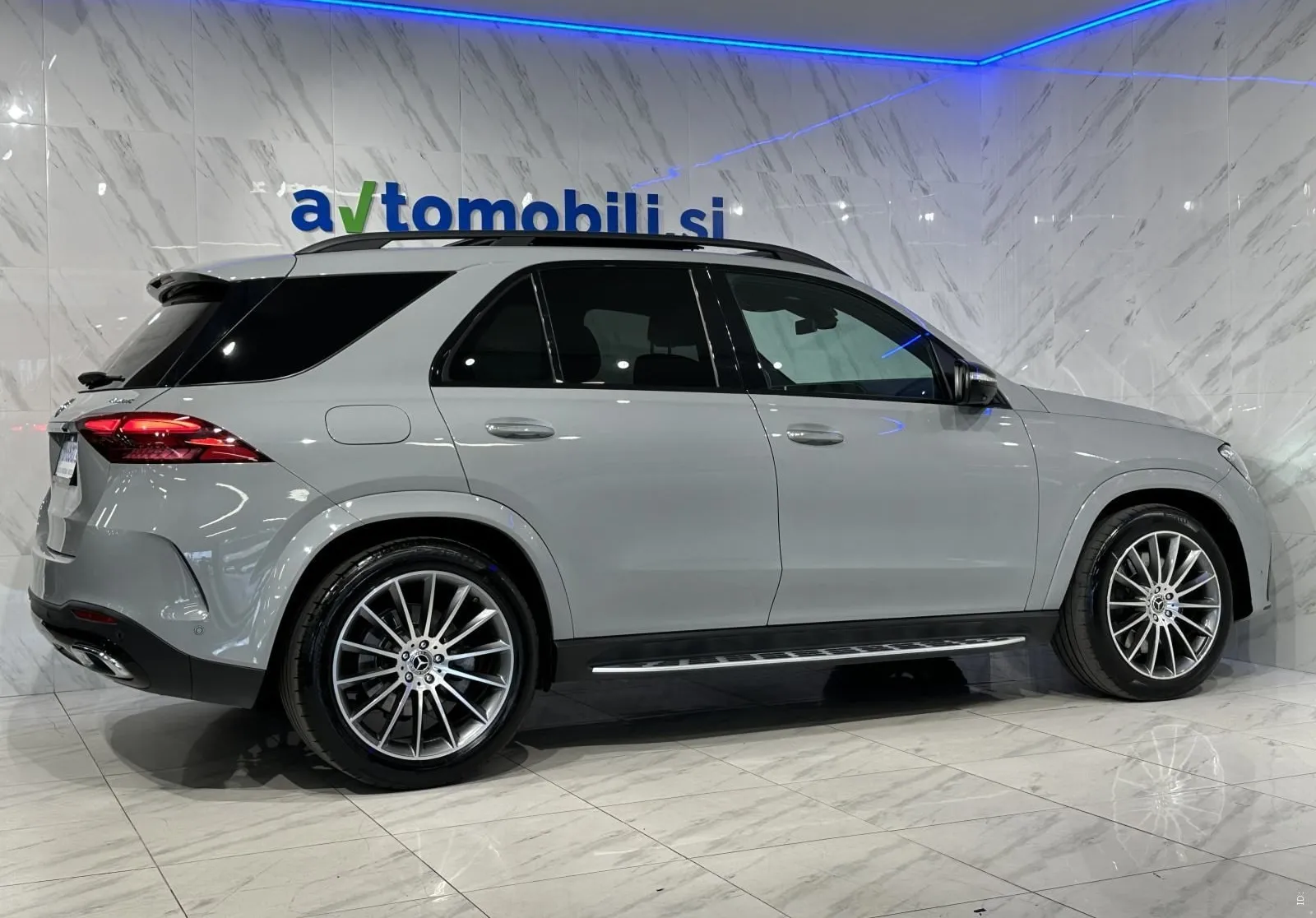 Zunanja slika - Mercedes-Benz GLE-Razred - 450d|4Matic|AMG|Pano|Zračno|HUD|ACC|Hlaj|Burm|360 - 5