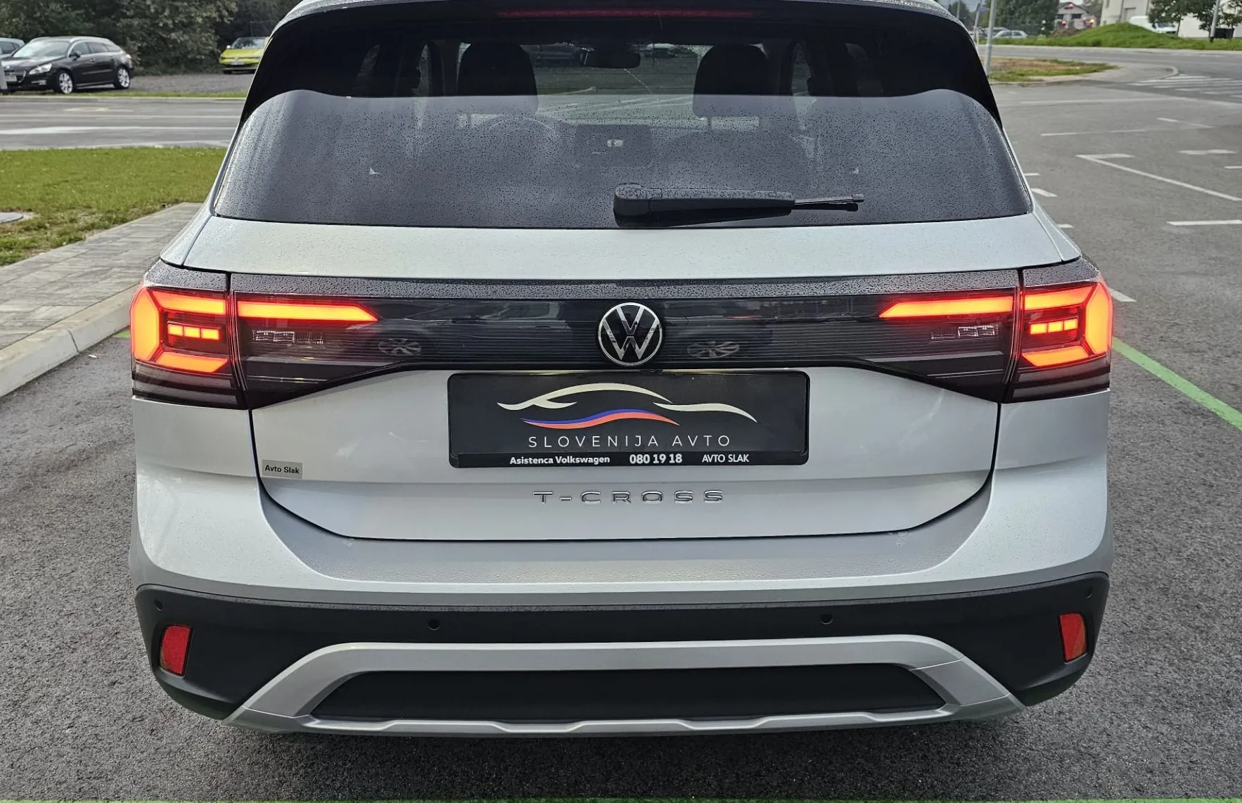 Zunanja slika - Volkswagen T-Cross - 1.0 TSI BMT 4Joy |Slovenski|1 lastnik|kot nov| - 5