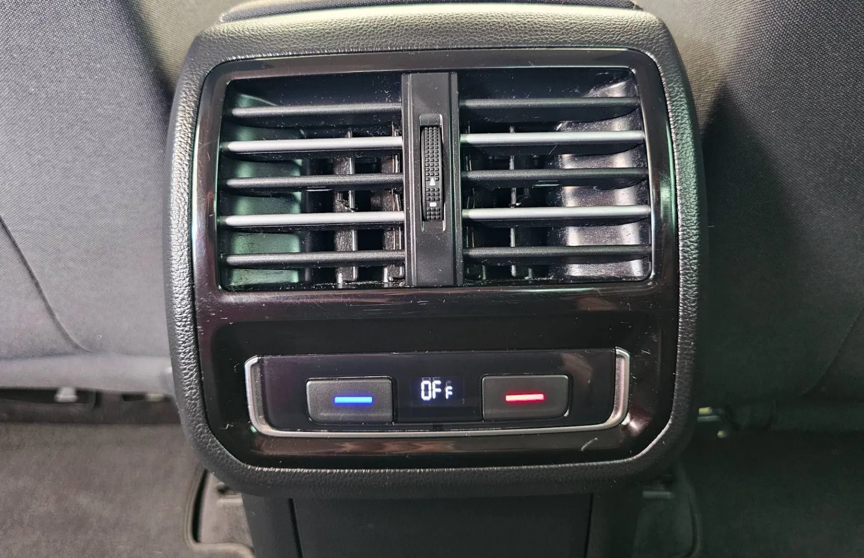 Zunanja slika - VW Passat - 2.0 TDI-SPORT LINE- FULL LED-LIMUZINA-1 LASTNIK-.. - 19