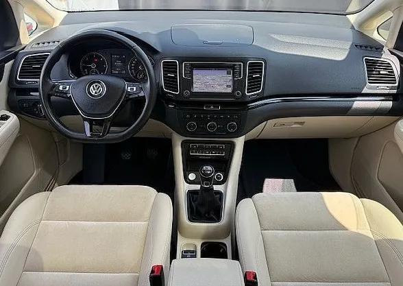 Zunanja slika - VW Sharan - 2.0 TDI BMT SCR HIGHLINE BIXENON PANO ACC KAMERA - 7
