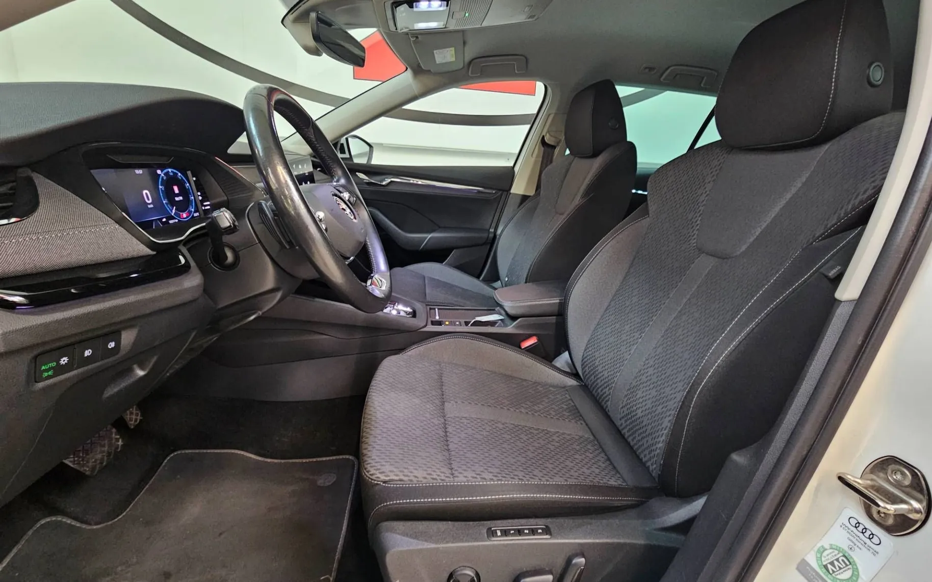 Zunanja slika - Škoda Octavia - Combi 2.0 TDI Style DSG - 5