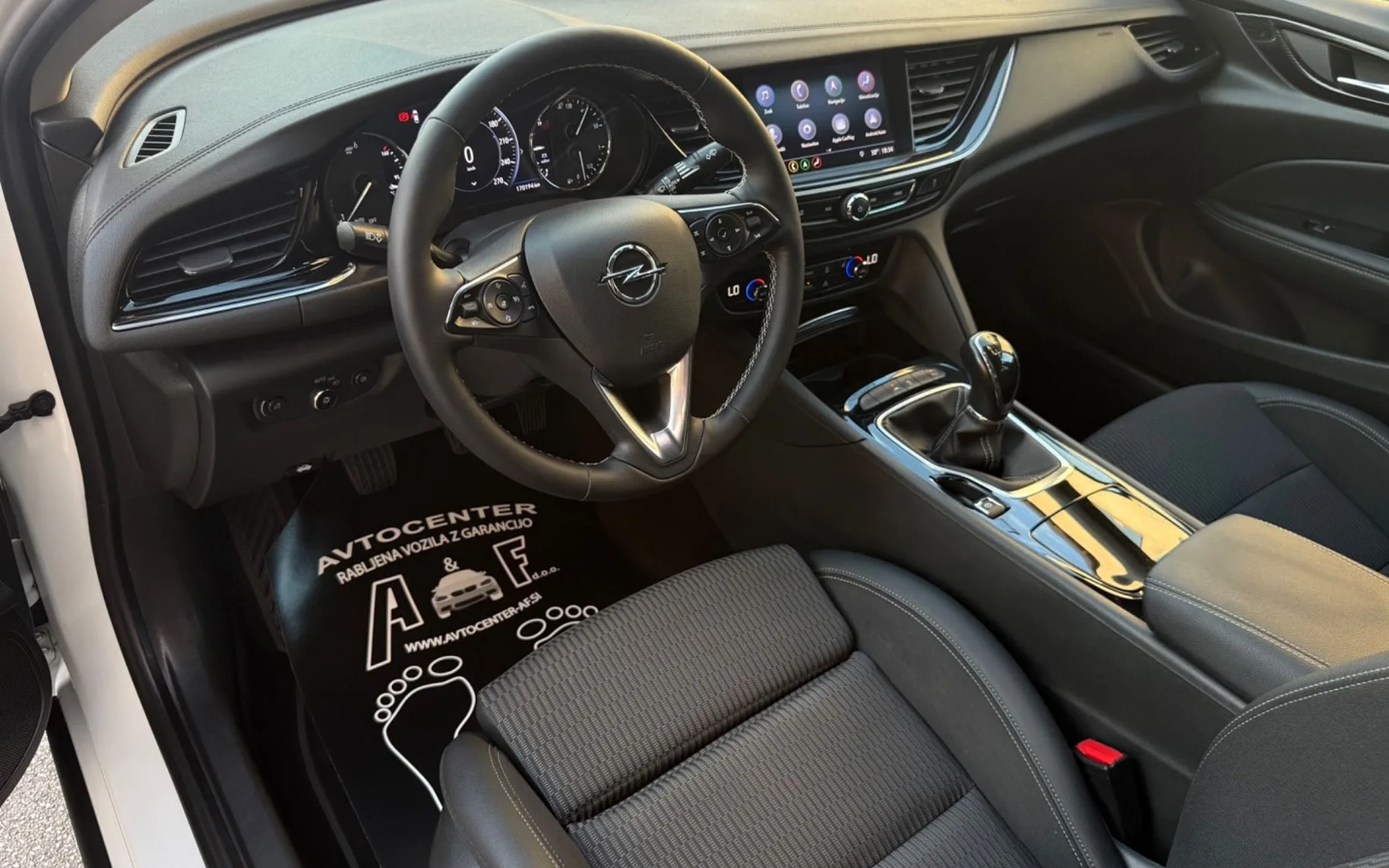 Notranja slika - Opel Insignia - 2.0 D-SPORT-VIRUTAL-170.000km-LIZING ZA TUJCE-... - 8