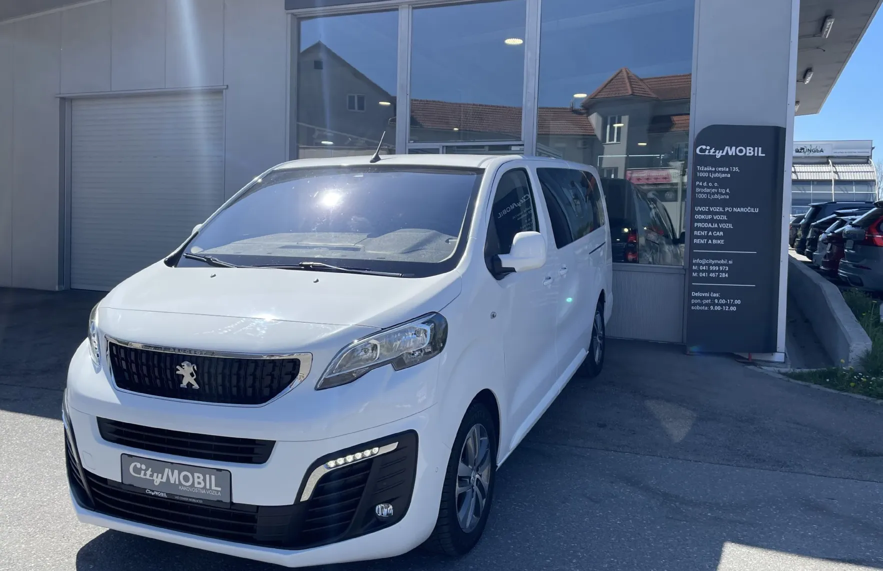 Zunanja slika - Peugeot Traveller - 1.LASTNIK-RADAR TEMPOMAT-ALU-MULTIFUNKCIJA-PDC - 11