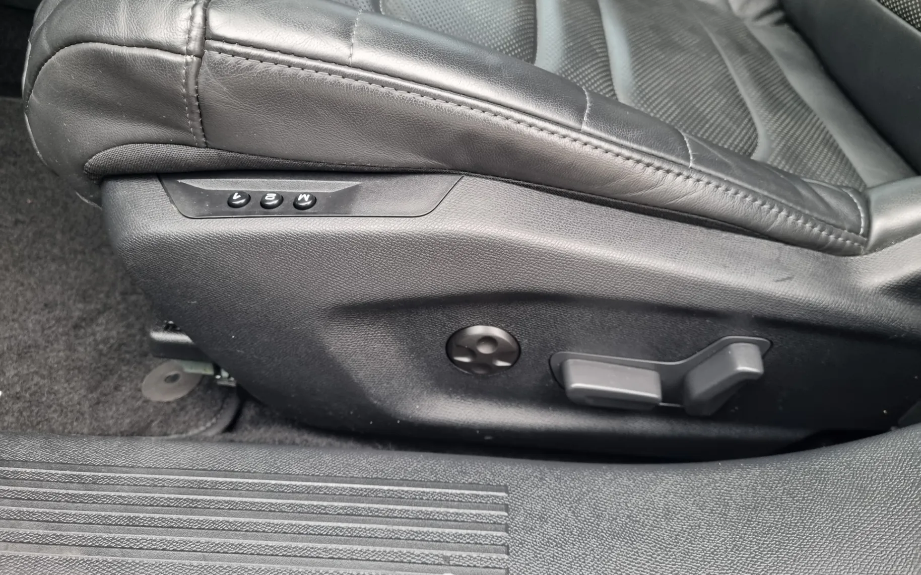 Zunanja slika - Citroën C5 - X 1.6 PHEV Shine Pack AVTOMATIK + BOGATA OPREMA - 14