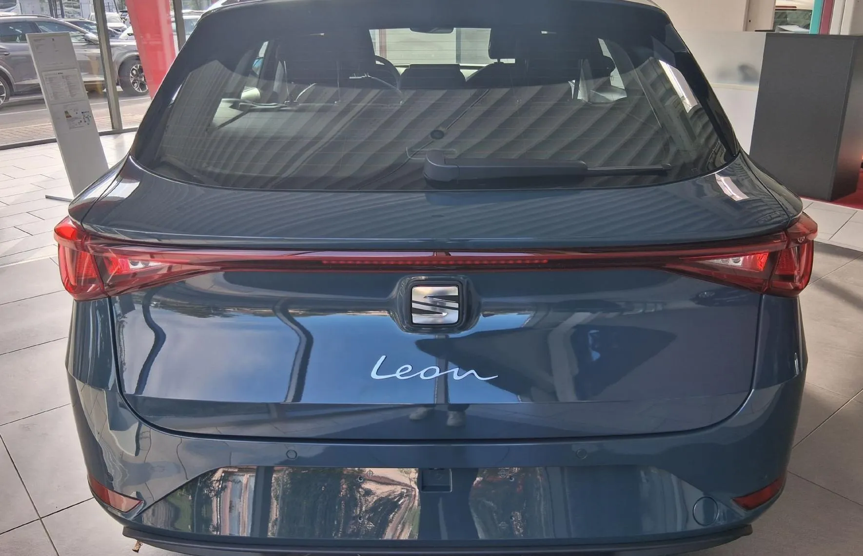 Zunanja slika - Seat Leon - Leon - 2
