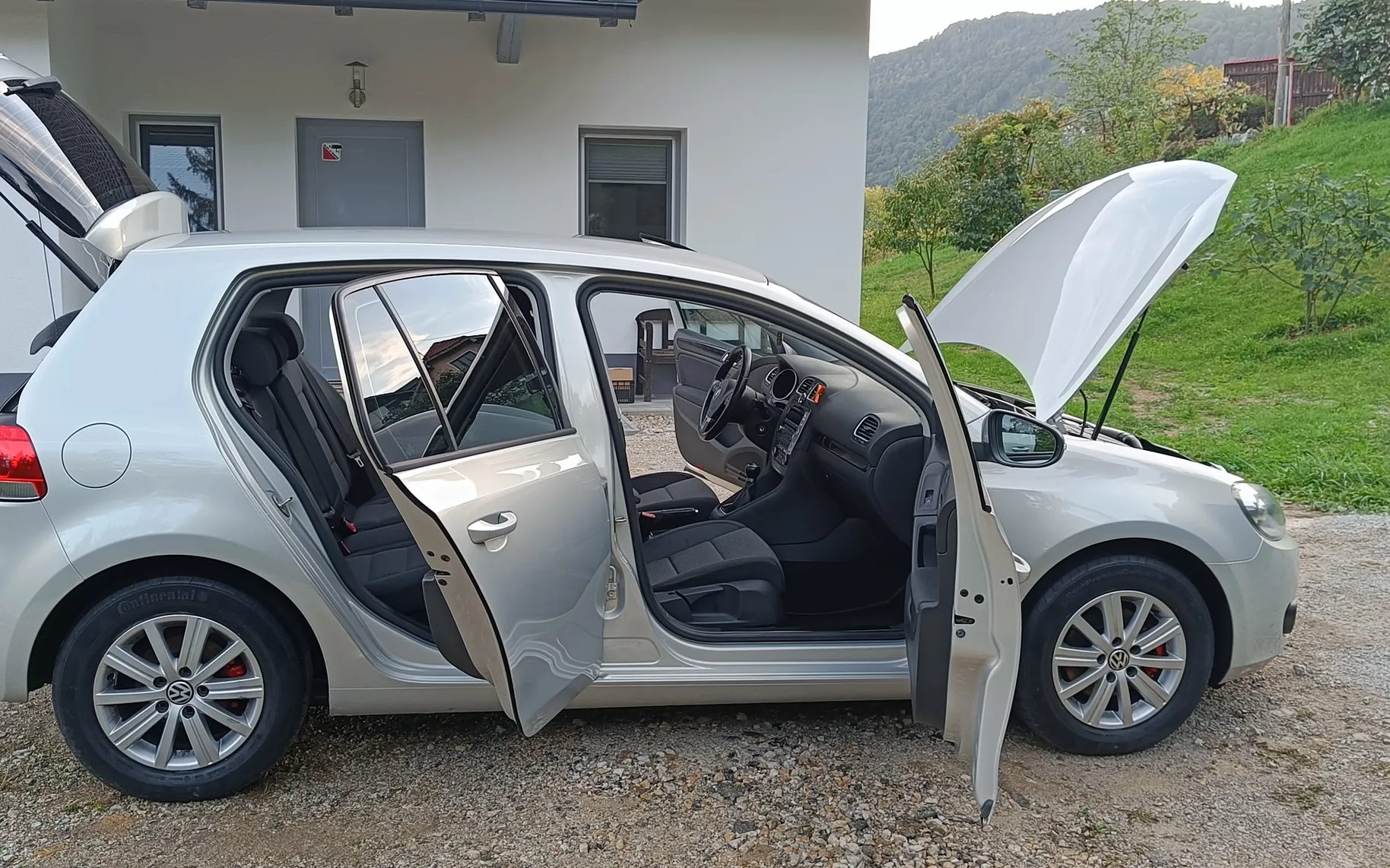 Zunanja slika - Volkswagen Golf - Comfortline 1,6 TDI - 8