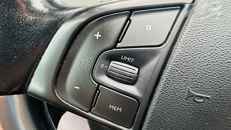 Zunanja slika - Citroën C4 - BlueHDi 150 S S Feel NAVI USNJE.PDC. KAMERA - 17