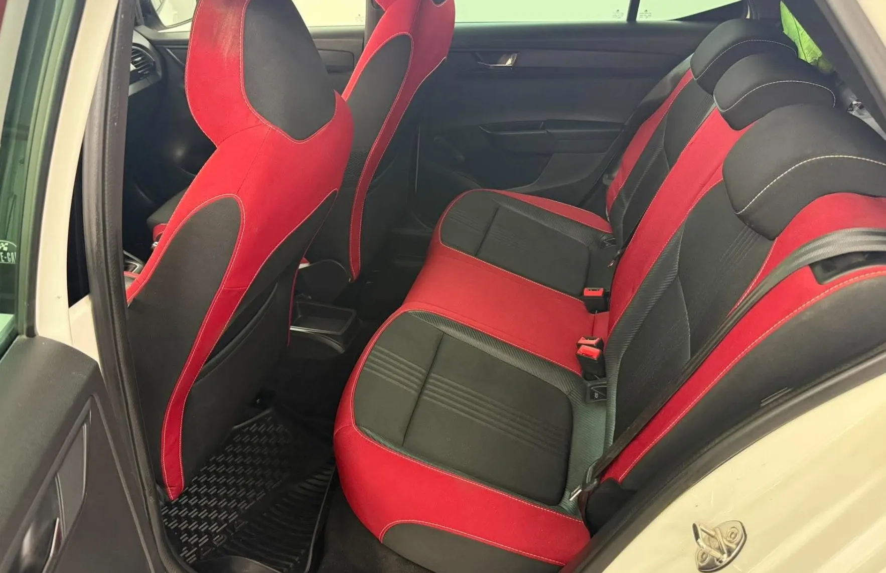 Zunanja slika - Škoda Fabia - 1.0 Tsi Monte Carlo+4xAlu.Slo.1.Lastnik - 17