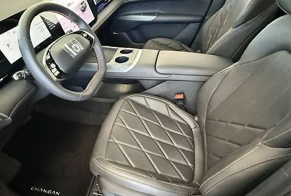 Zunanja slika - Changan CS75 Plus - 8AT + KOMPLET ZIMSKIH PNEVMATIK • NA ZALOGI - 9