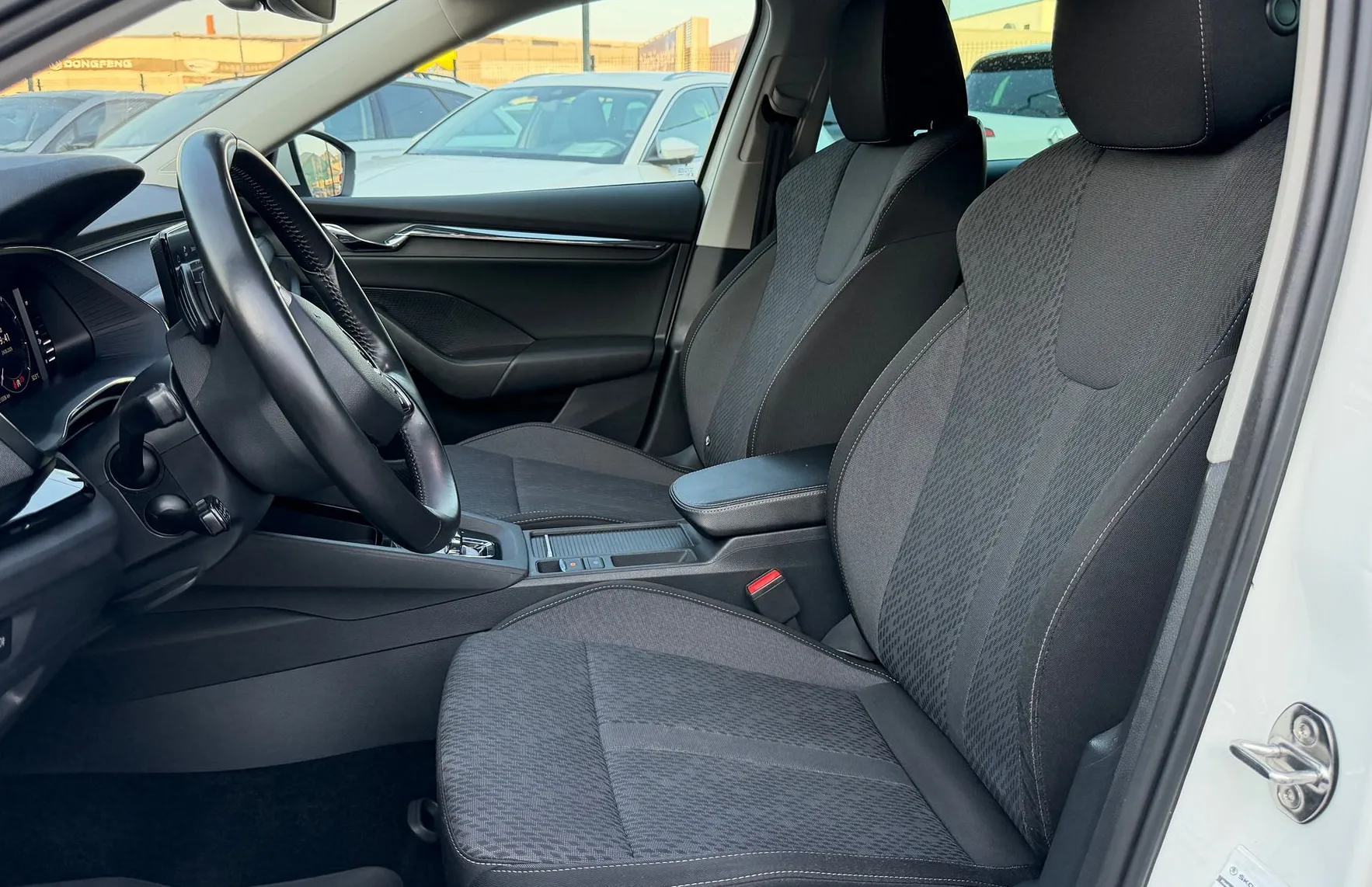 Zunanja slika - Škoda Octavia - 2.0 TDI Style DSG-VIRTUAL-AMBI-ACC-EL.PRTL-ALU - 9