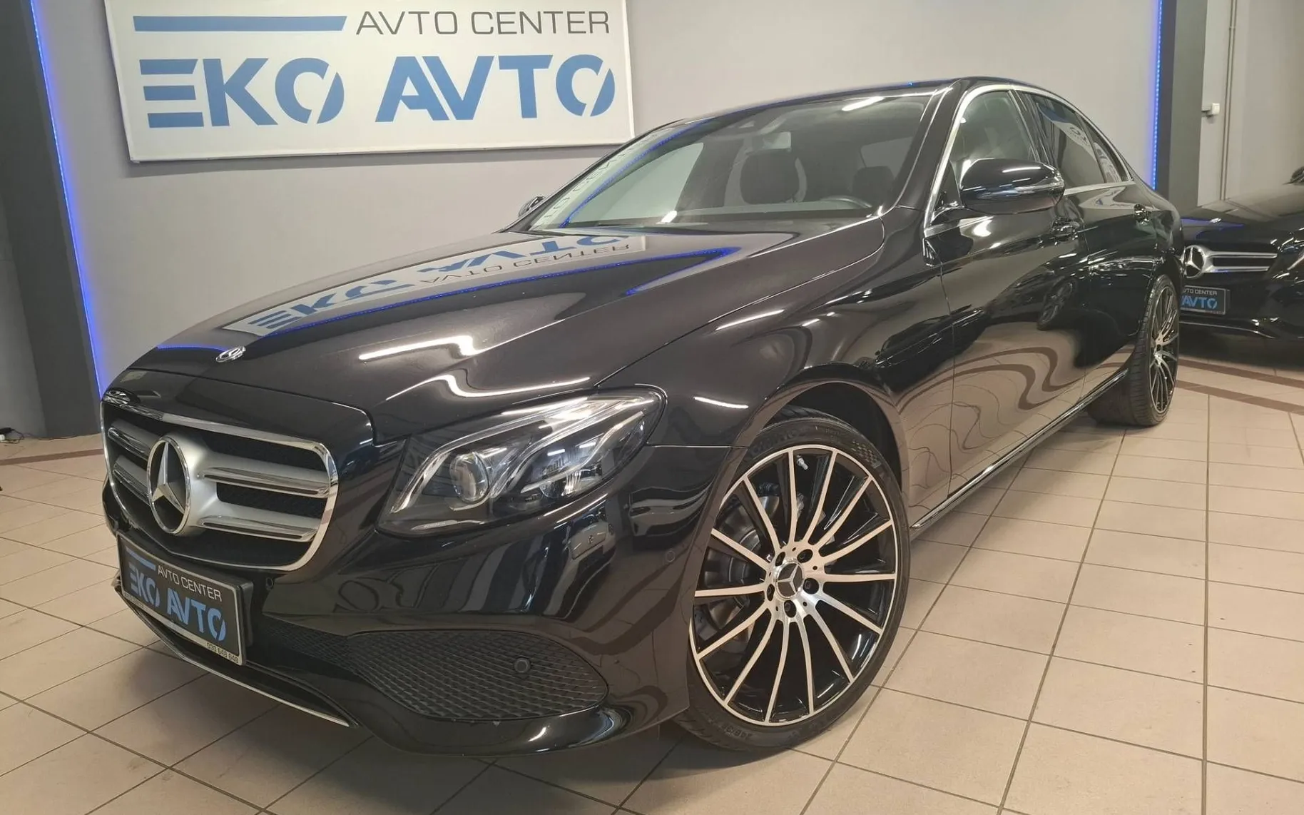Zunanja slika - Mercedes-Benz E-Razred - E 220 d SAMO 83000KM-1LASTNIK-SLO-FUL LED-ALU 20 - 1