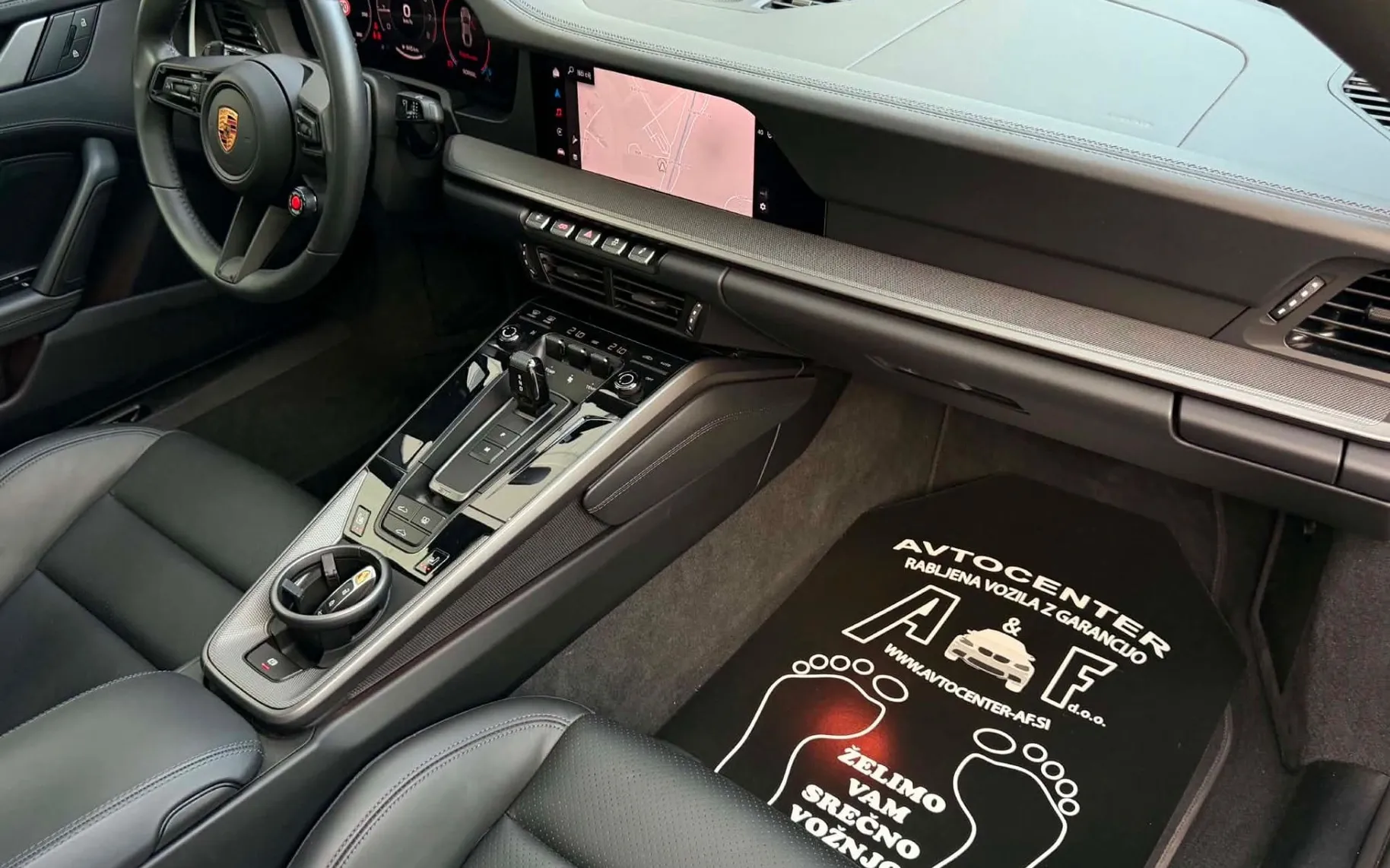 Notranja slika - Porsche 911 - 3.0 CARRERA-CHRONO-MATRIX-PANORAMA-ACC-KEYLES-21C - 10