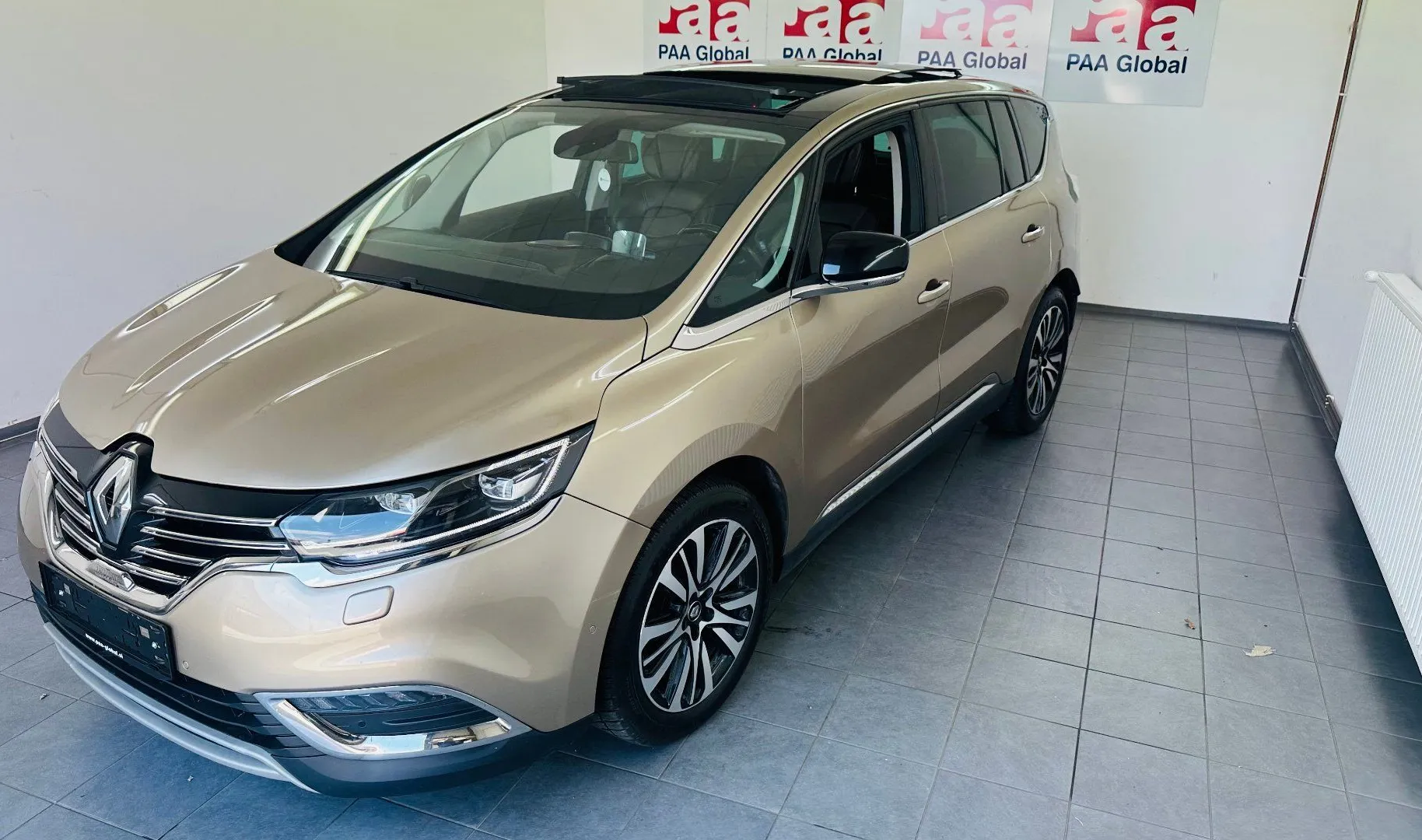 Zunanja slika - Renault Espace - 1.6 HDI 118 KW.KAMERA.NAVI.USNJE.GRE.SED.PANORAMA - 1