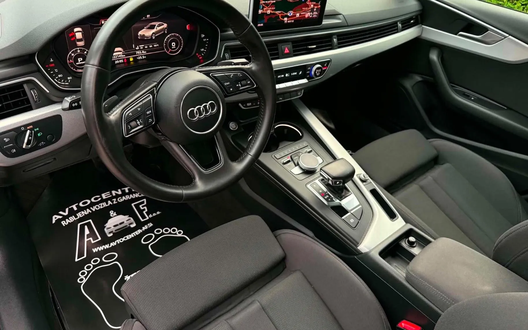 Notranja slika - Audi A4 - 2.0 TDI-AUT-S LINE-VIRTUAL-LIZING ZA TUJCE-NAVI- - 9