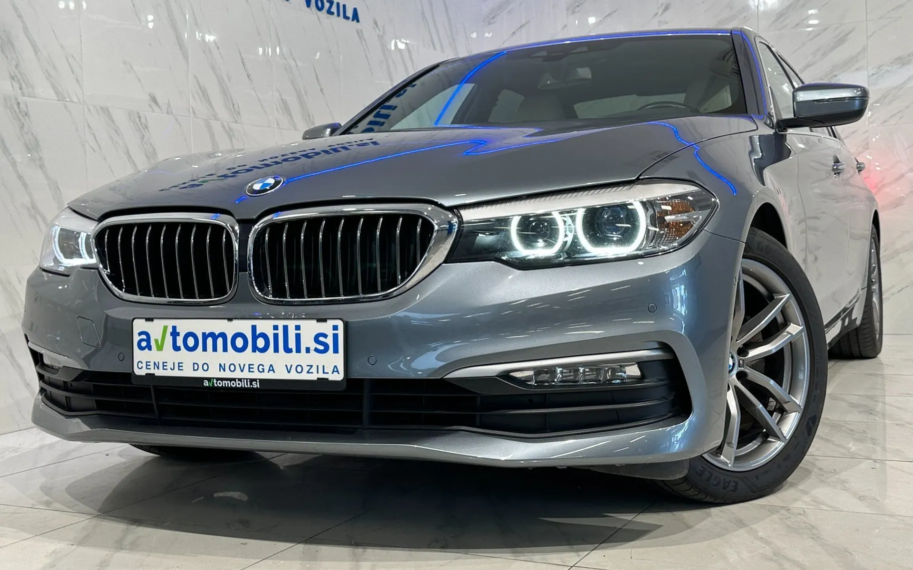Zunanja slika - BMW serija 5: - 520d - Kamera - Memory - Gretje - AmbientL - Temp. - 3