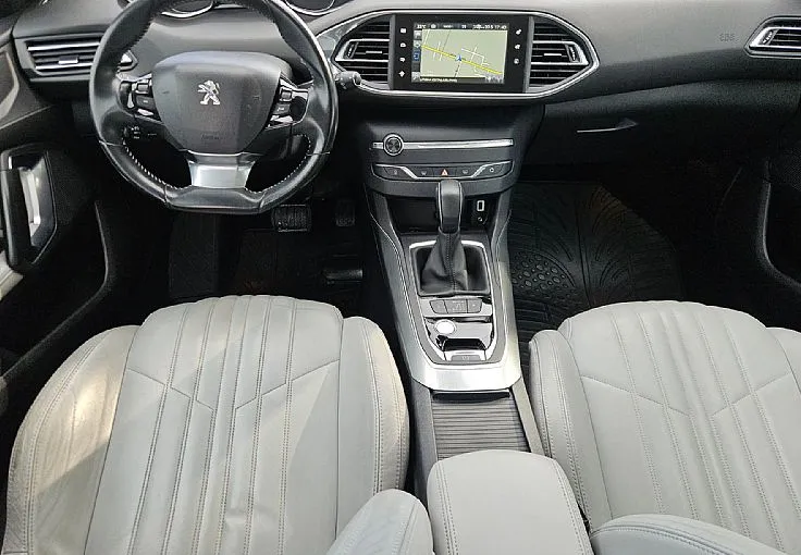 Zunanja slika - Peugeot 308 - SW 1.2i °AUT° 131ks °2.LASTNIK° °PANORAMA° LED° - 9