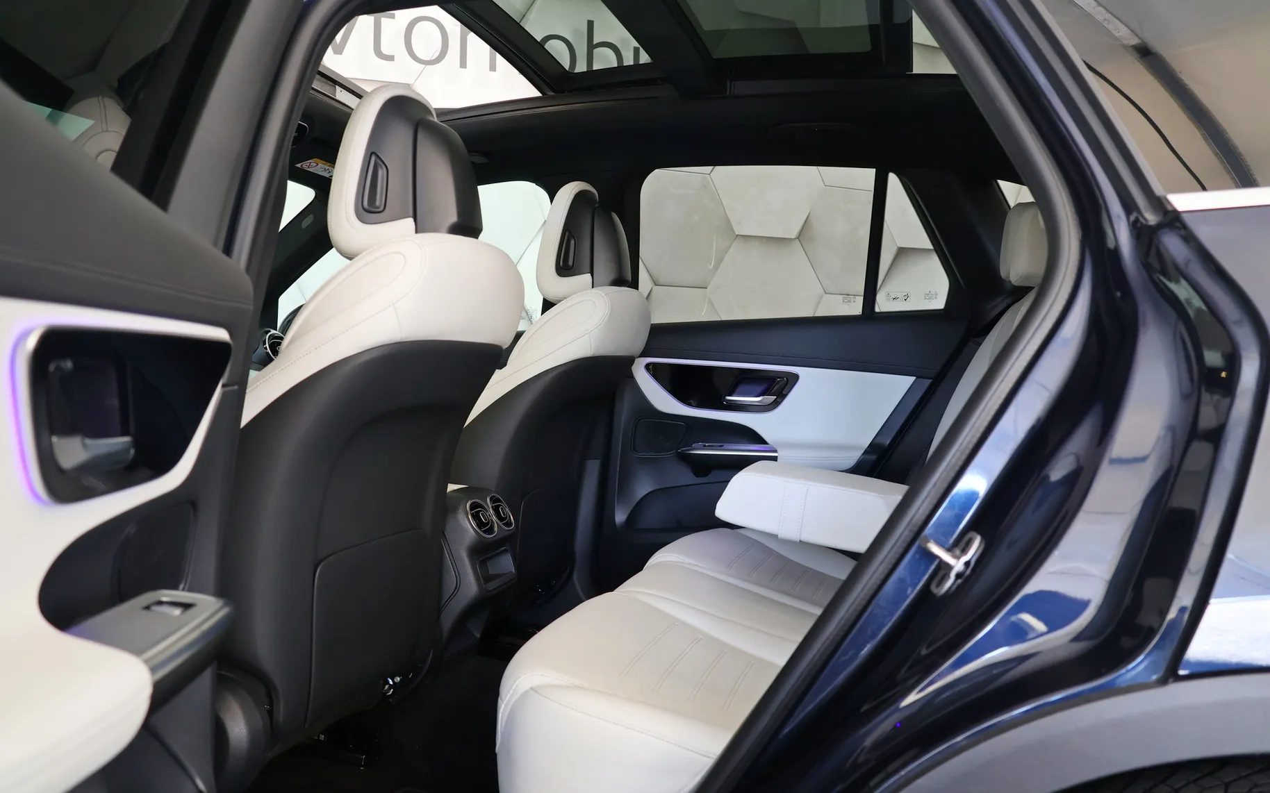 Zunanja slika - Mercedes-Benz GLC 220 - d 4-Matic 9G-Tronic AMG Line - 10