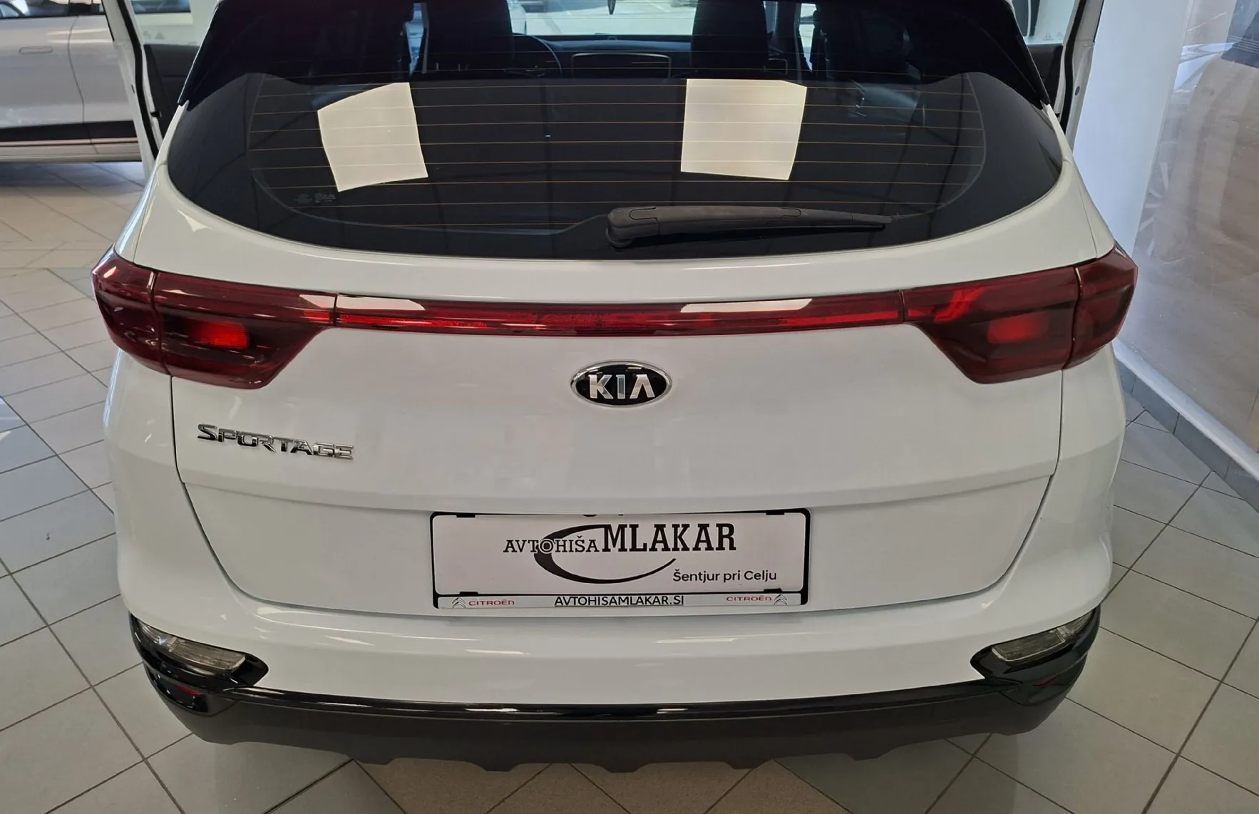 Zunanja slika - KIA Sportage - 1.6 CRDi 100kW AWD EX Fresh ISG. M T- - 5
