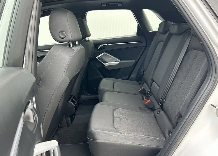 Zunanja slika - Audi Q3 - 35 TDI-S LINE-MATRIX-PANORAMA-ACC-VIRTUAL - 11