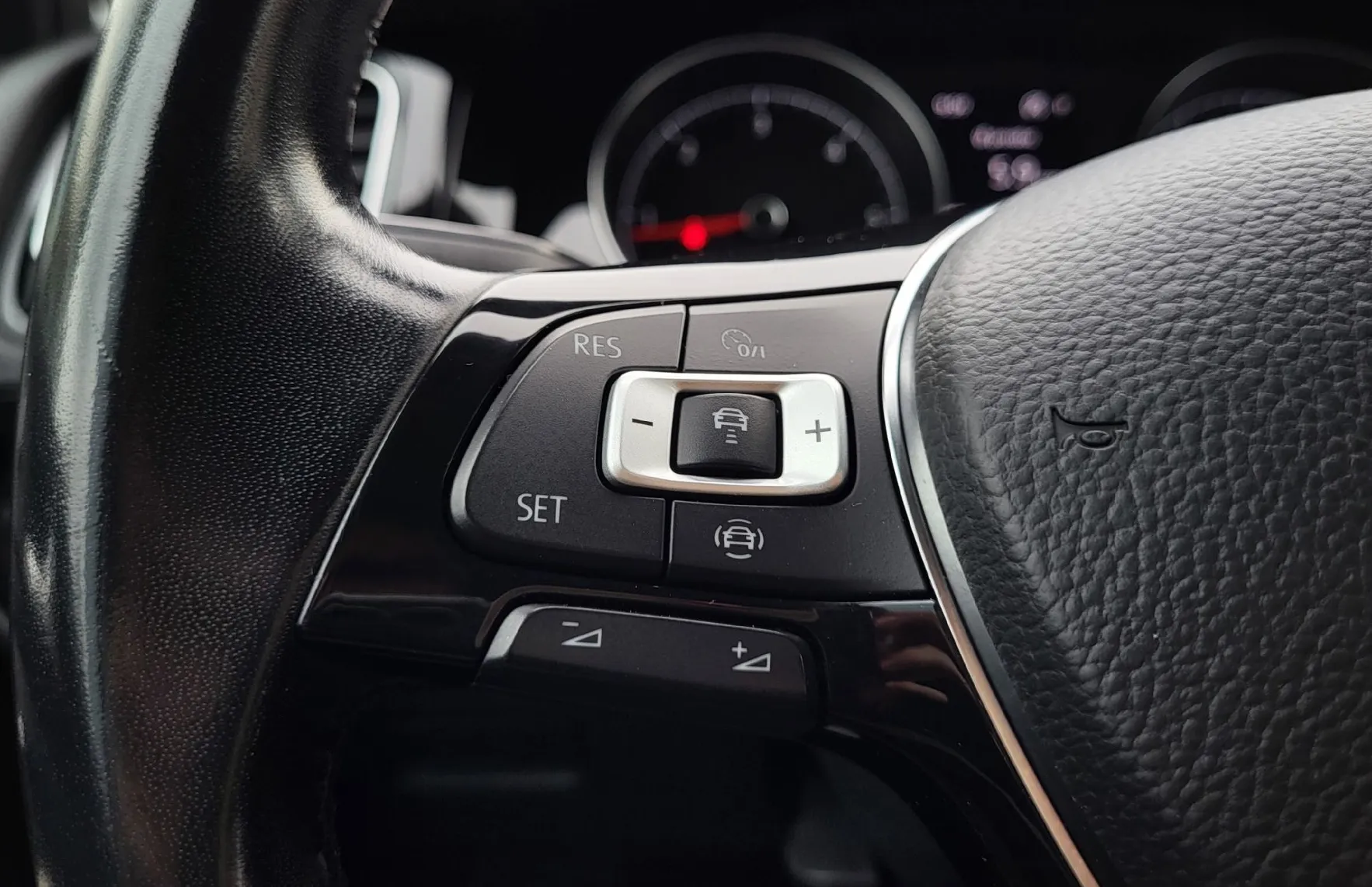 Zunanja slika - VW Golf - Variant 2.0 TDI Highline DSG. nove zimske pnevmatike - 18