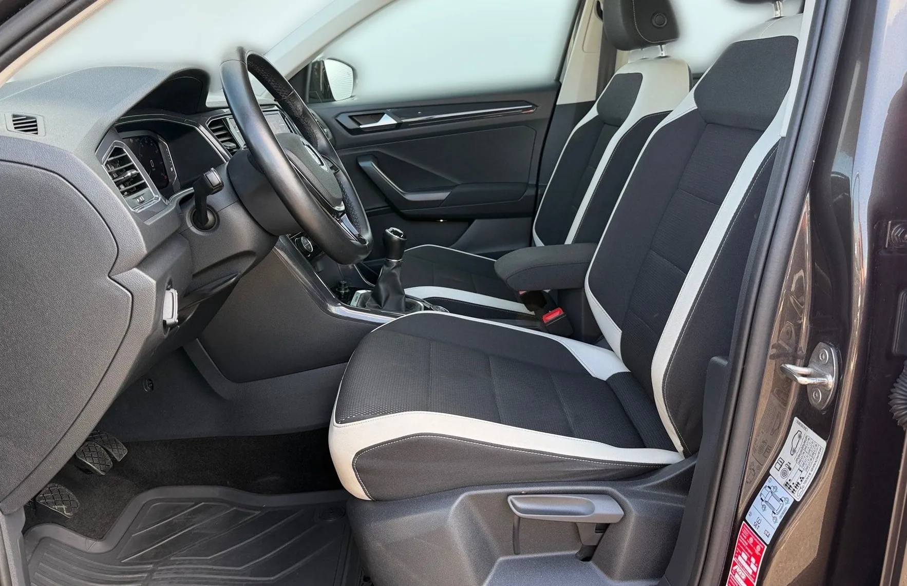 Zunanja slika - VW T-Roc - 4motion 2.0 TDI BMT Sport - 7