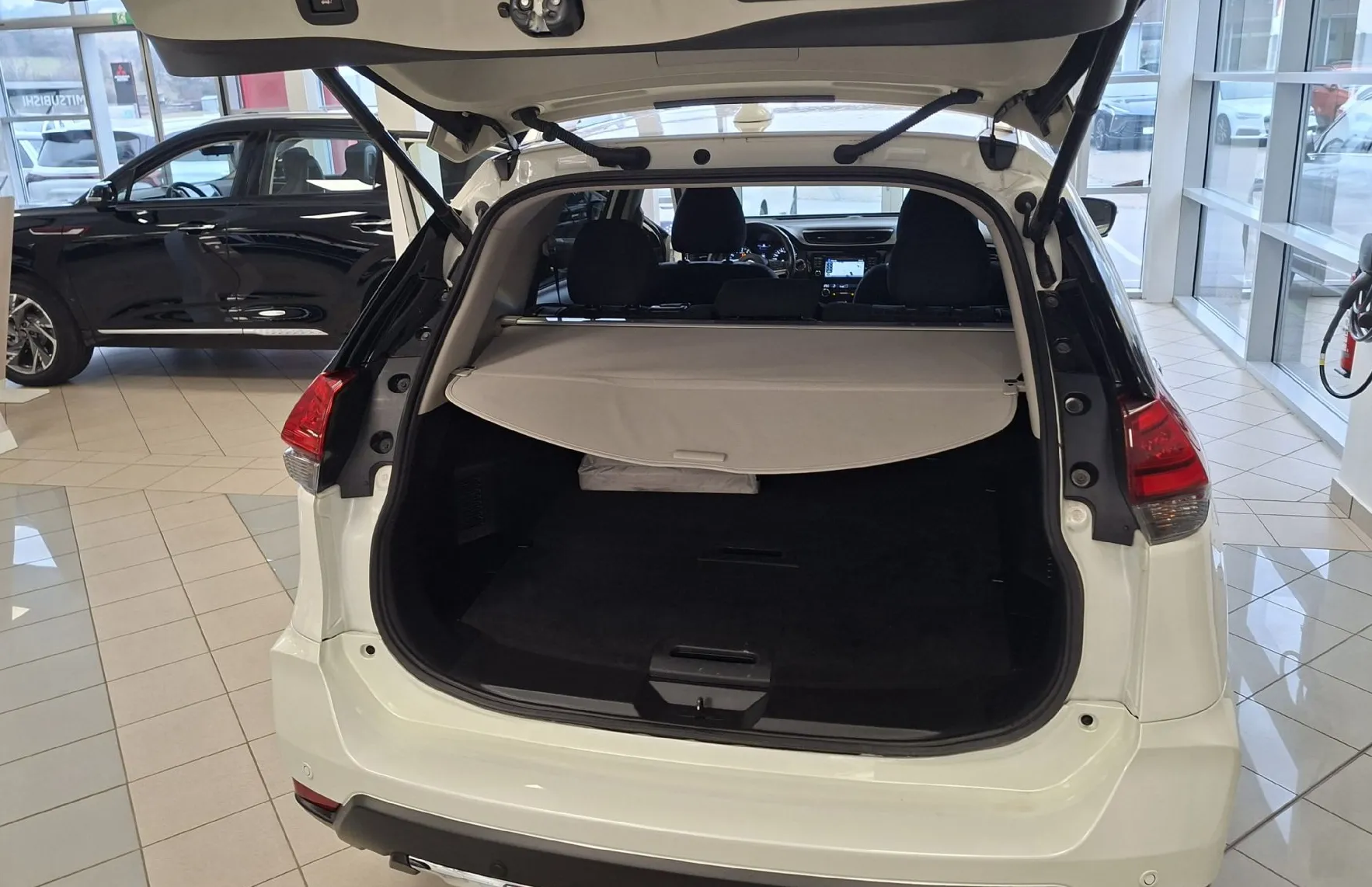 Zunanja slika - Nissan X-Trail - 1.3 DiG DCT N-Connecta-SLO-LED-KAMERA-NAVI- - 17
