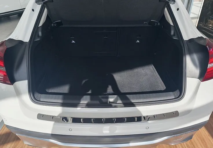 Zunanja slika - Mercedes-Benz GLA-Razred - 180 URBAN PRO AVT-PANORAMA-KAM-EL.PRTLJ-LED-VIDEO - 6