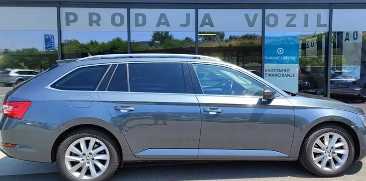 Zunanja slika - Škoda Superb - 2.0 TDI  Combi DSG 110 kW PDC-ACC-MRTVI KOT - 6
