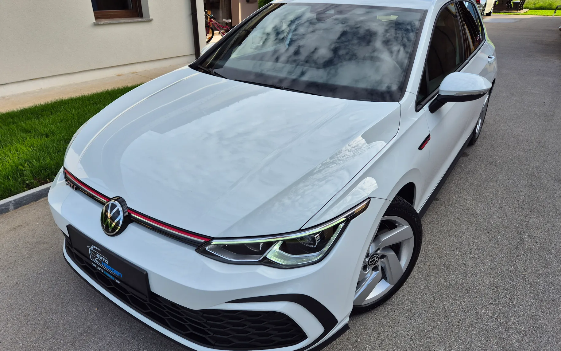 Zunanja slika - VW Golf - 2.0 TSI - 1