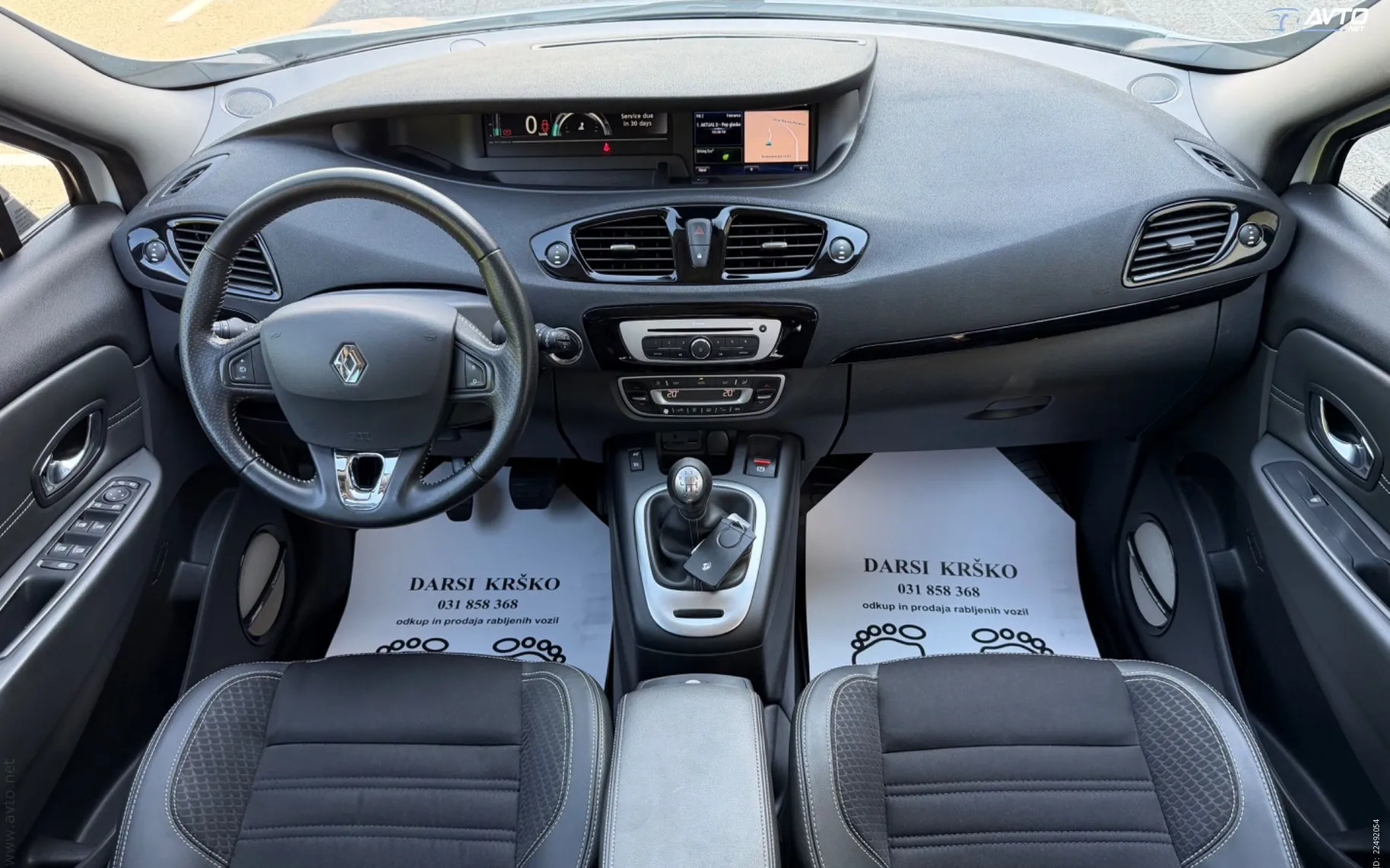 Zunanja slika - Renault Grand Scenic - Scénic 1.5dCi 110PS BOSE 7SEDEŽEV LED NAVI KAMERA ALU17 - 12