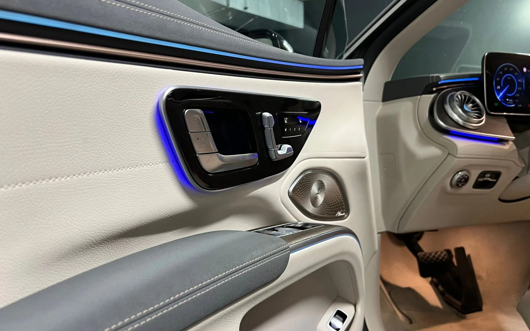 Zunanja slika - Mercedes-Benz EQS - 450+ - VIRUTAL - PANO - NAVI - - 11