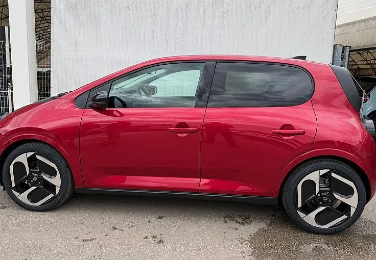 Zunanja slika - Renault Twingo - E-Tech Techno+Paket Varnost parkiranje polnjenje - 2