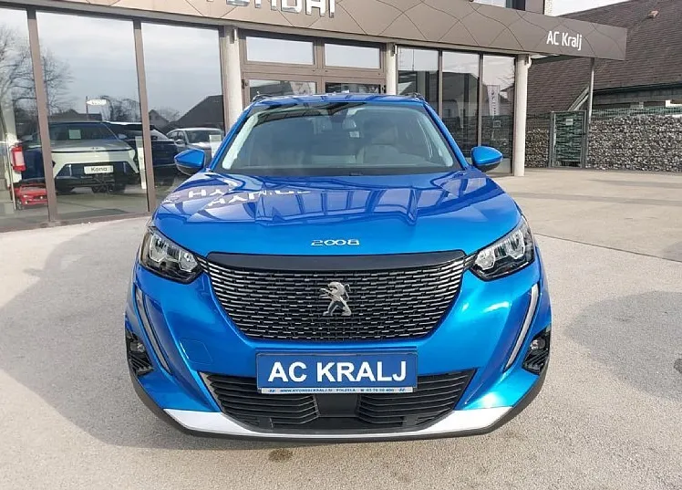Zunanja slika - Peugeot 2008 - 1.2 PURETECH 130 - SLOVENSKI - 2
