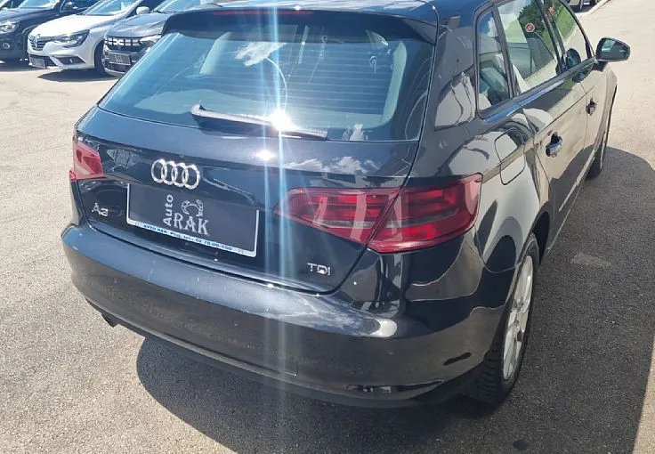 Zunanja slika - Audi A3 - 1.6 TDI NAVI.. VELIK SERVIS.BLUETOOTH - 6