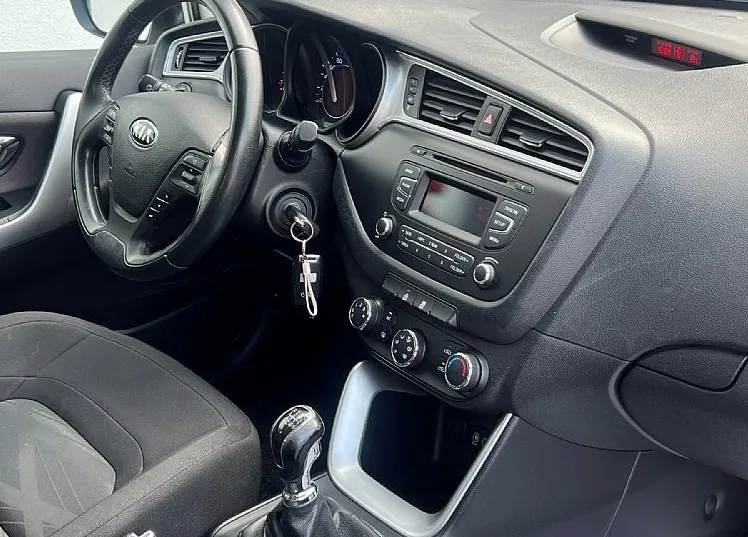 Zunanja slika - KIA Ceed - SW 1.4 CVVT+SLO+LED+PDC... - 17
