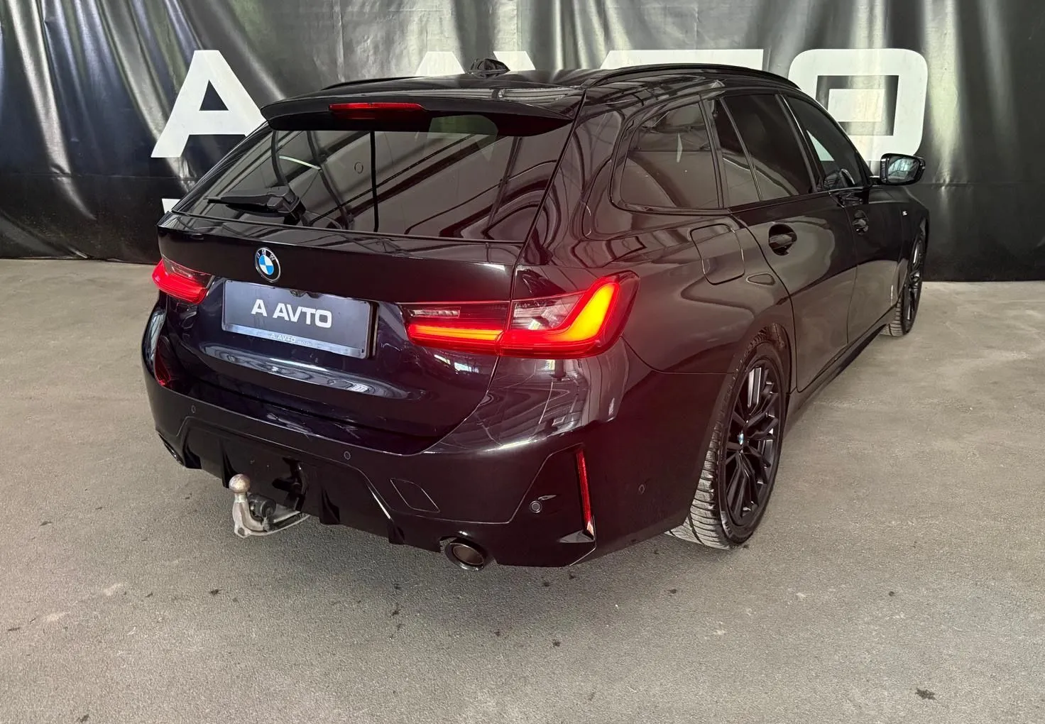 Zunanja slika - BMW Serija 3 - Touring: 318D AVT. MSPORT-KAMERA-KEYLESS-NAVI-VK-18COL.. - 7