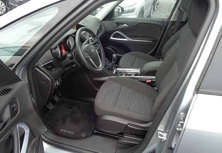 Zunanja slika - Opel Zafira - 2.0 CDTI 130hp - 7 SEDEŽEV - SAMO 33.000km - 5
