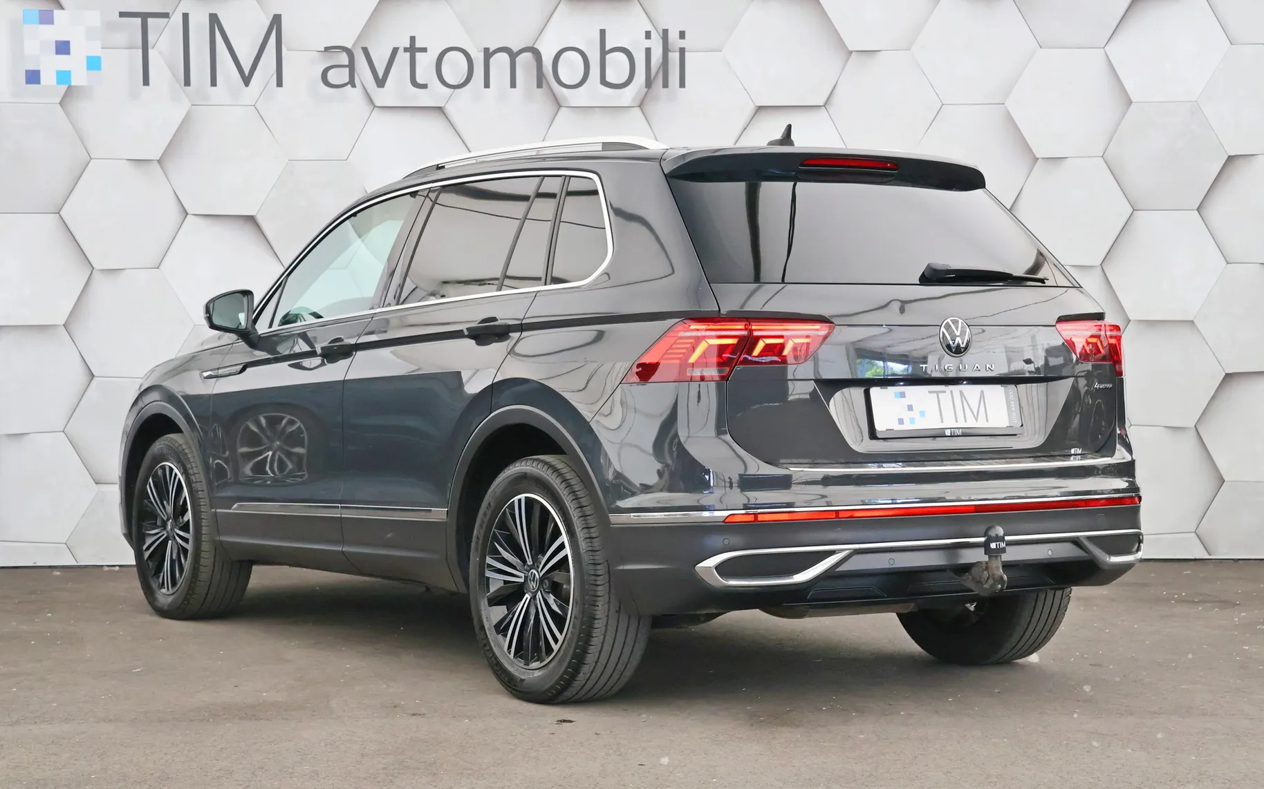 Zunanja slika - Volkswagen Tiguan - 2.0 TDI 4-Motion DSG Elegance 200KM - 4