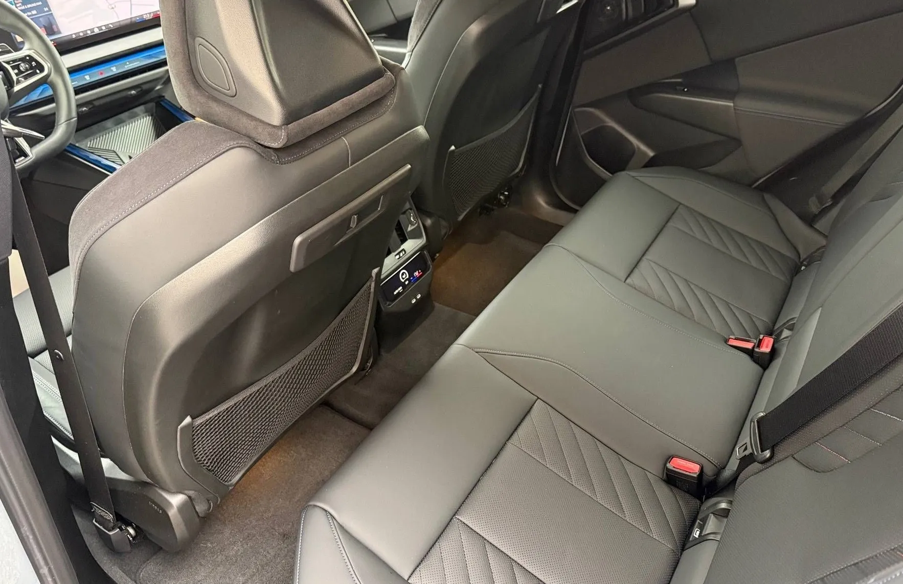 Zunanja slika - BMW X3 - serija : 20d xDrive M PAKET LED NAVI PDC KAMERA MEMORY TOP. - 18