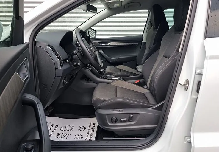 Zunanja slika - Škoda Karoq - 1.5 TSI Sportline DSG-VIRTUAL-49.353km-KAMERA- - 7
