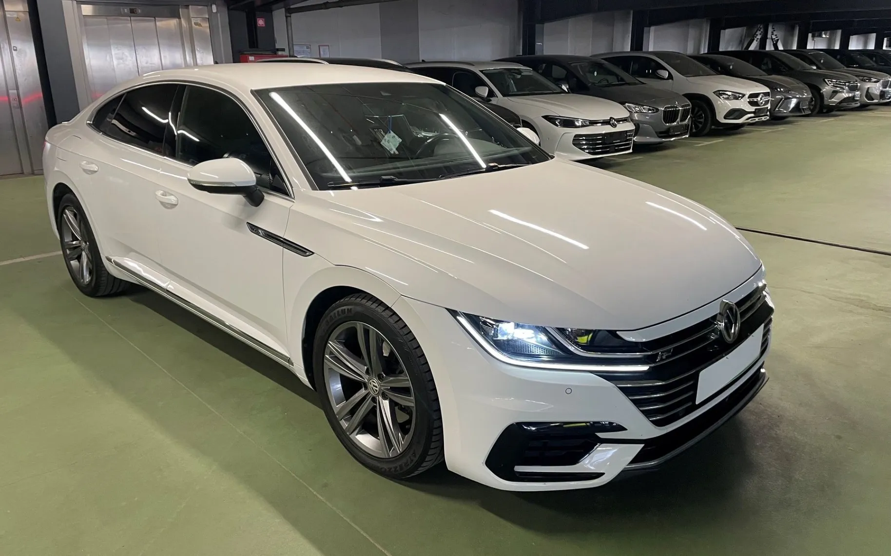 Zunanja slika - Volkswagen Arteon - 2.0 TDI BMT R-Line DSG LED.NAVI.ACC.KAMERA360 - 18