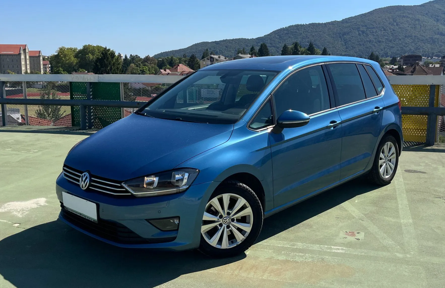 Zunanja slika - Volkswagen Golf - Sportsvan 1.6 TDI BMT Highline - 1
