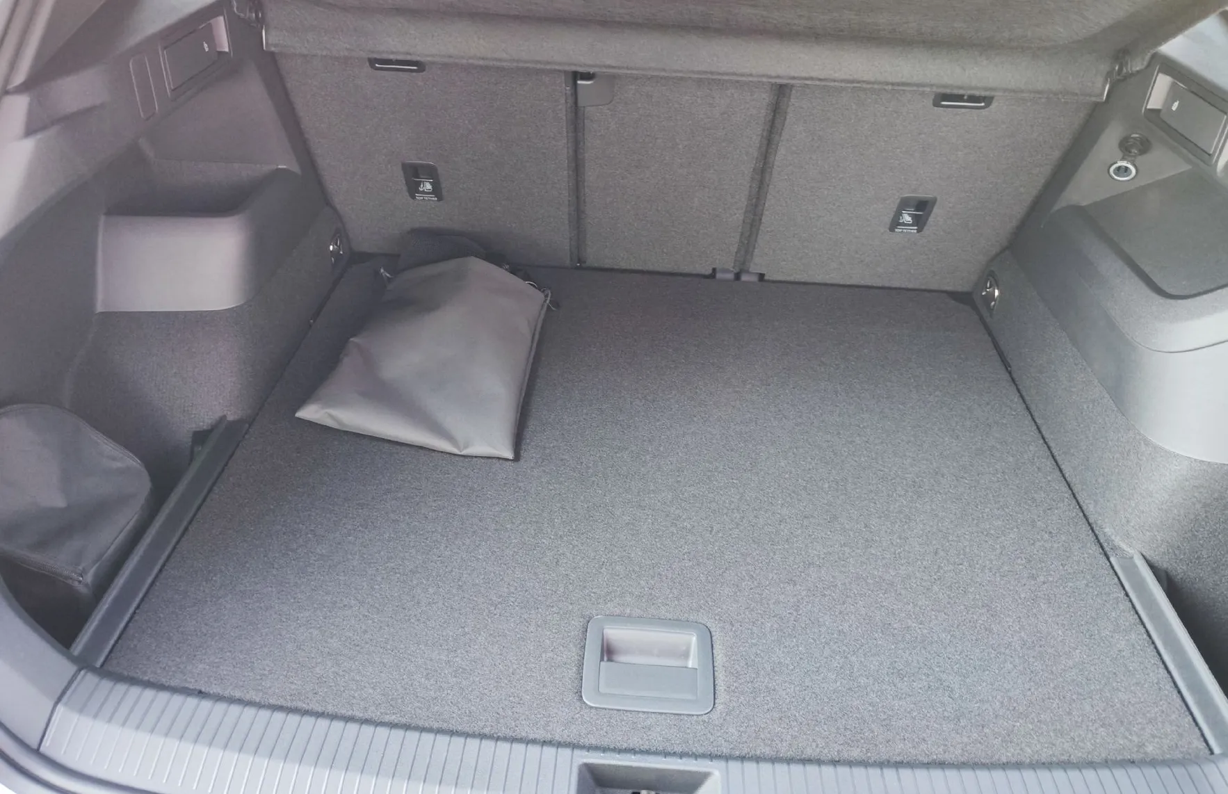 Zunanja slika - Volkswagen Tiguan - 2.0 TDI DSG 4JOY 110kW - 12