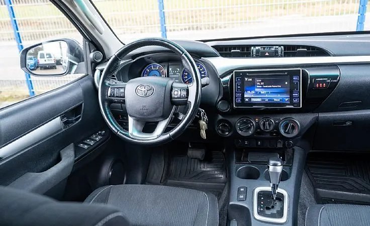 Zunanja slika - Toyota Hilux - 2.4D4WD-AUT-Potrjena servisna zgodovina 2.Lastnik - 10