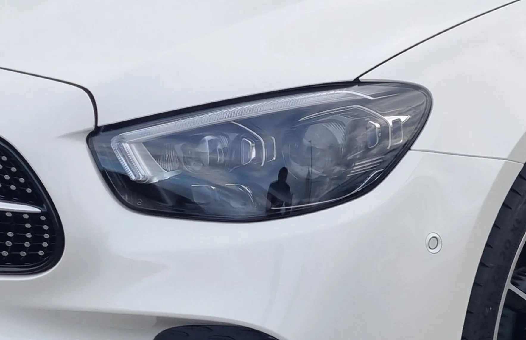 Zunanja slika - Mercedes-Benz E-Razred - E 220 CDI AMG LINE.20 col.distr - 4
