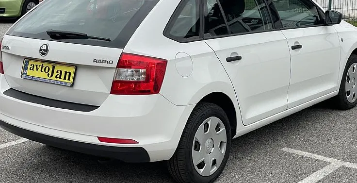 Zunanja slika - Škoda Rapid - Spaceback 1.2 TSI Active - 3
