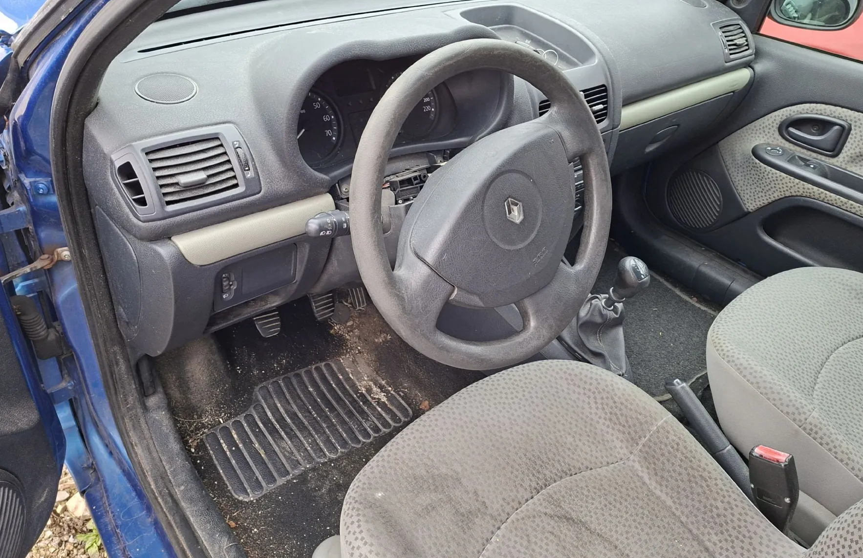 Zunanja slika - Renault Clio - EXTREME 1.2 16v 5V - 6