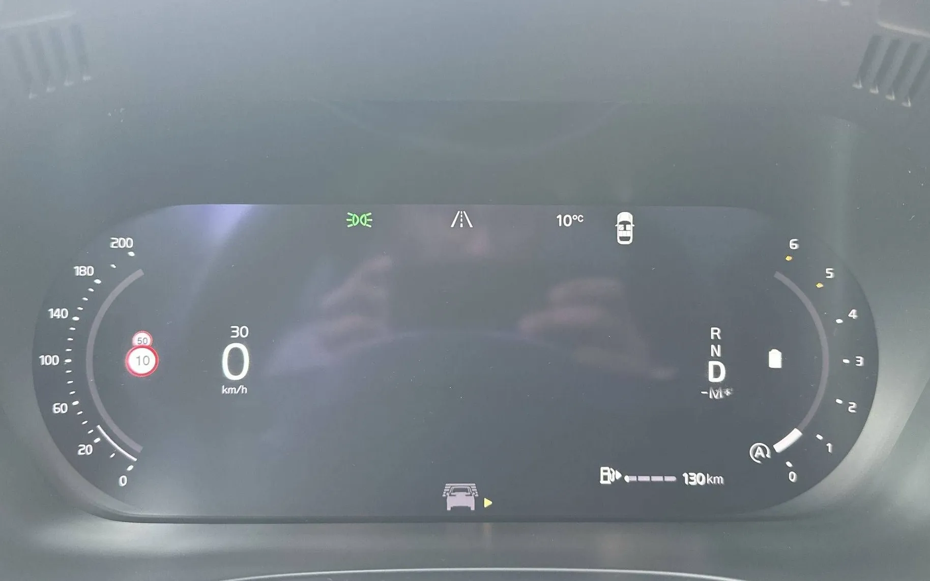 Notranja slika - Volvo XC60 - B4 D AWD Plus Dark Avt. Zračno Pano ACC Kljuka - 15
